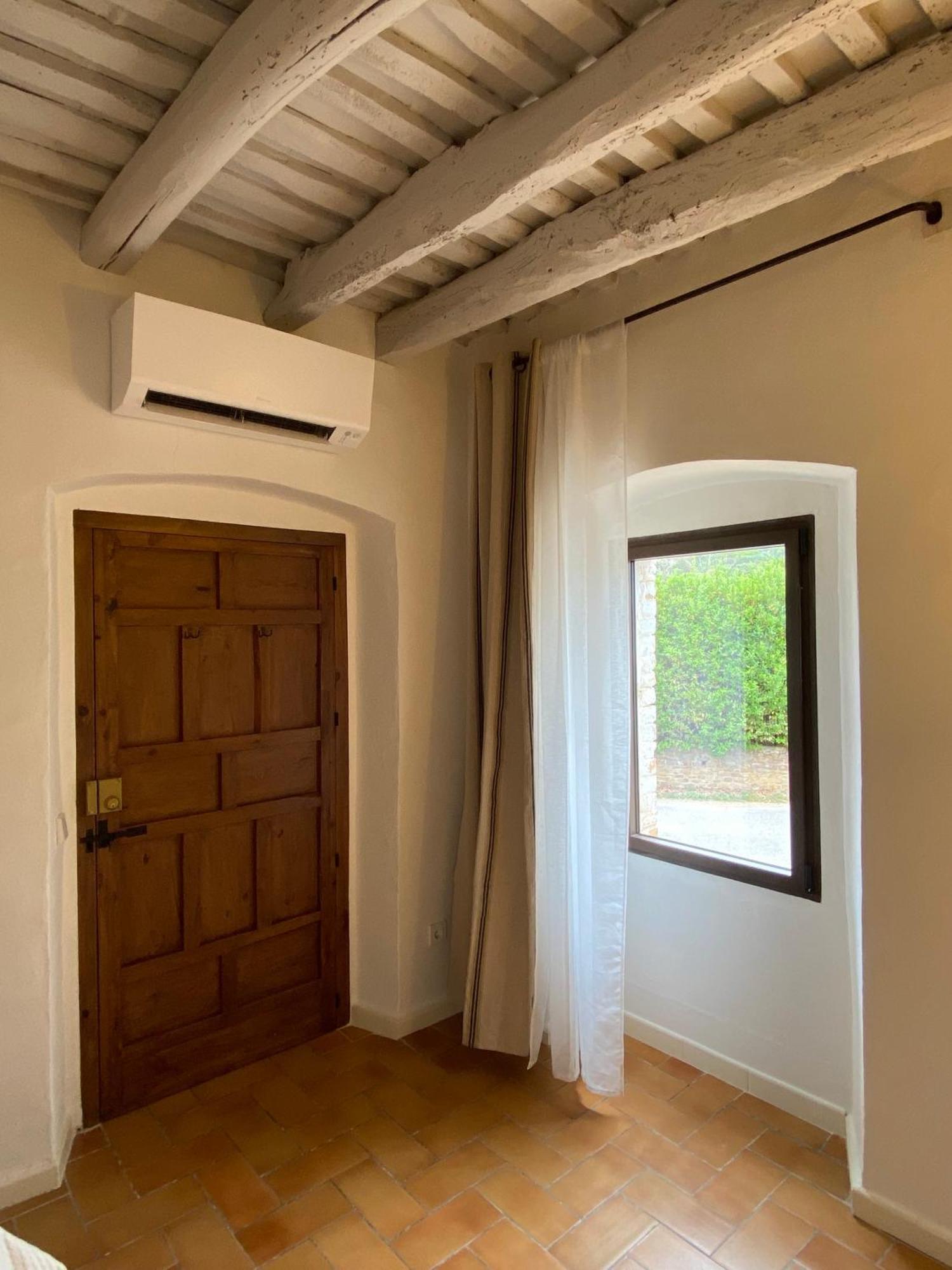 Casa Olimpia Apartment Monells Exterior photo